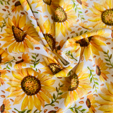 Load image into Gallery viewer, Sunflowers Blanket
