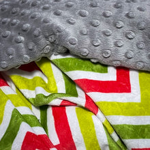 Load image into Gallery viewer, Red/Green Chevron Blanket